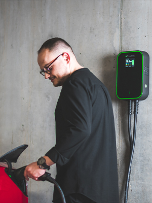 EVSE 16 / 32A EV Duvar Kutusu Şarj Aygıtı 22KW 11KW 7KW Elektrikli Araç EV Şarj İstasyonu 1